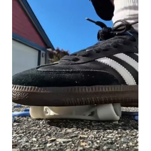 2-Pack Ergonomic Shark Hair Clips &ndash; Firm Silicone, Strong Hold & Break-Resistant